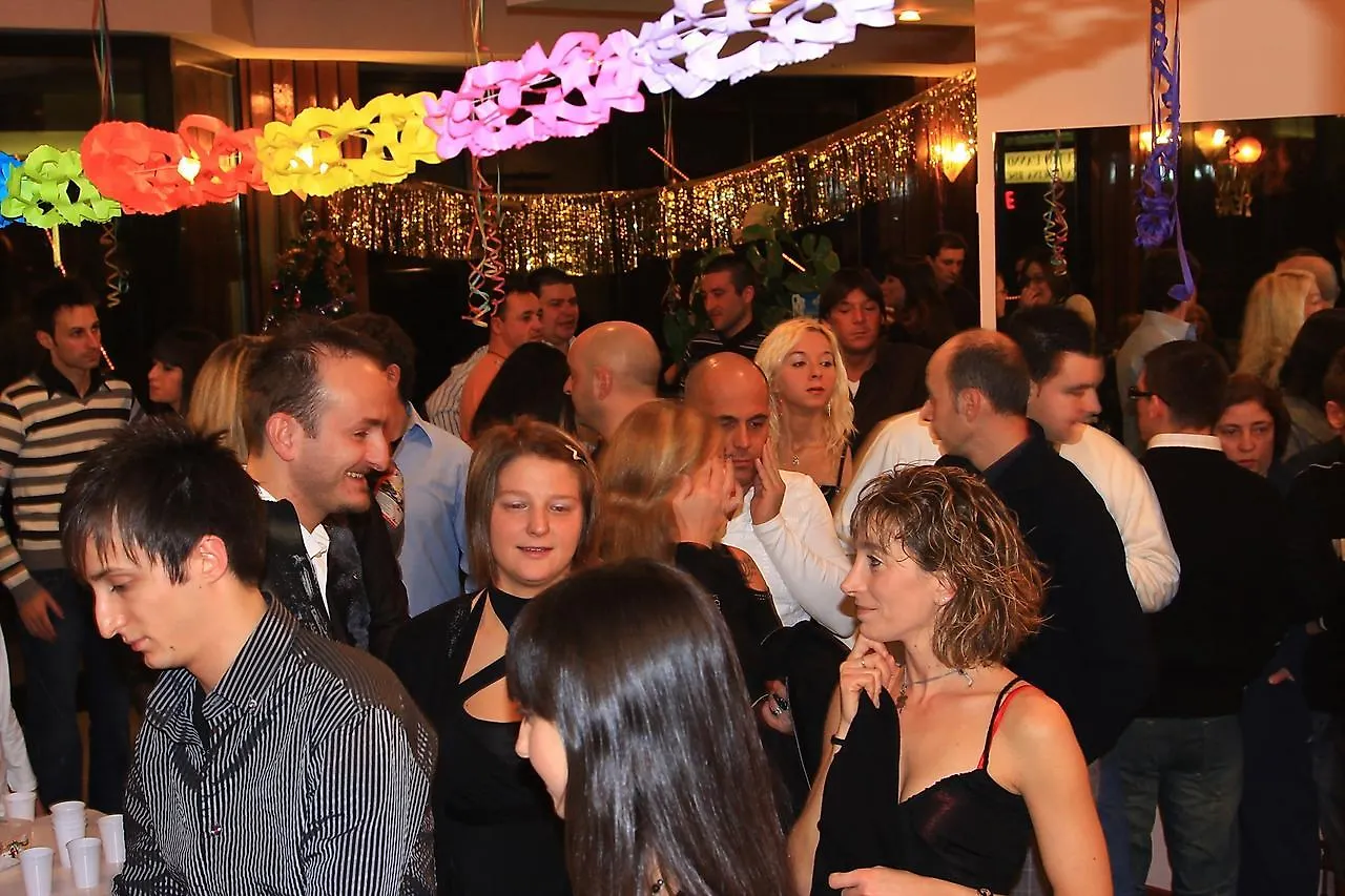 Hotel Avila In Bordonchio Италия